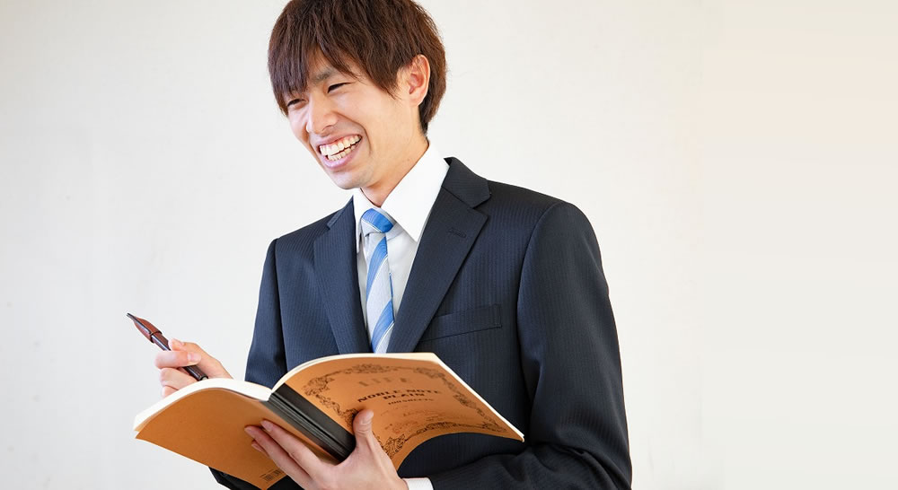 リクルートスーツ