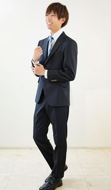 リクルートスーツ